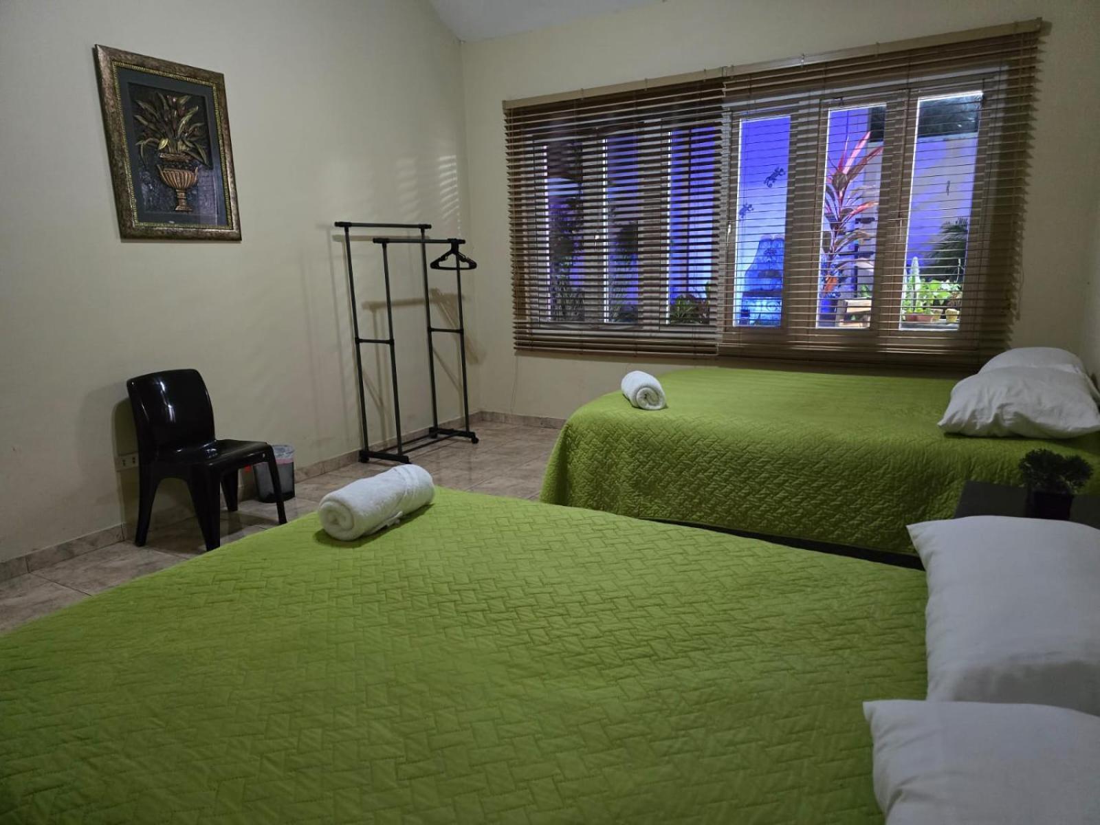 Hostal Casa Luna Santa Ana Luaran gambar